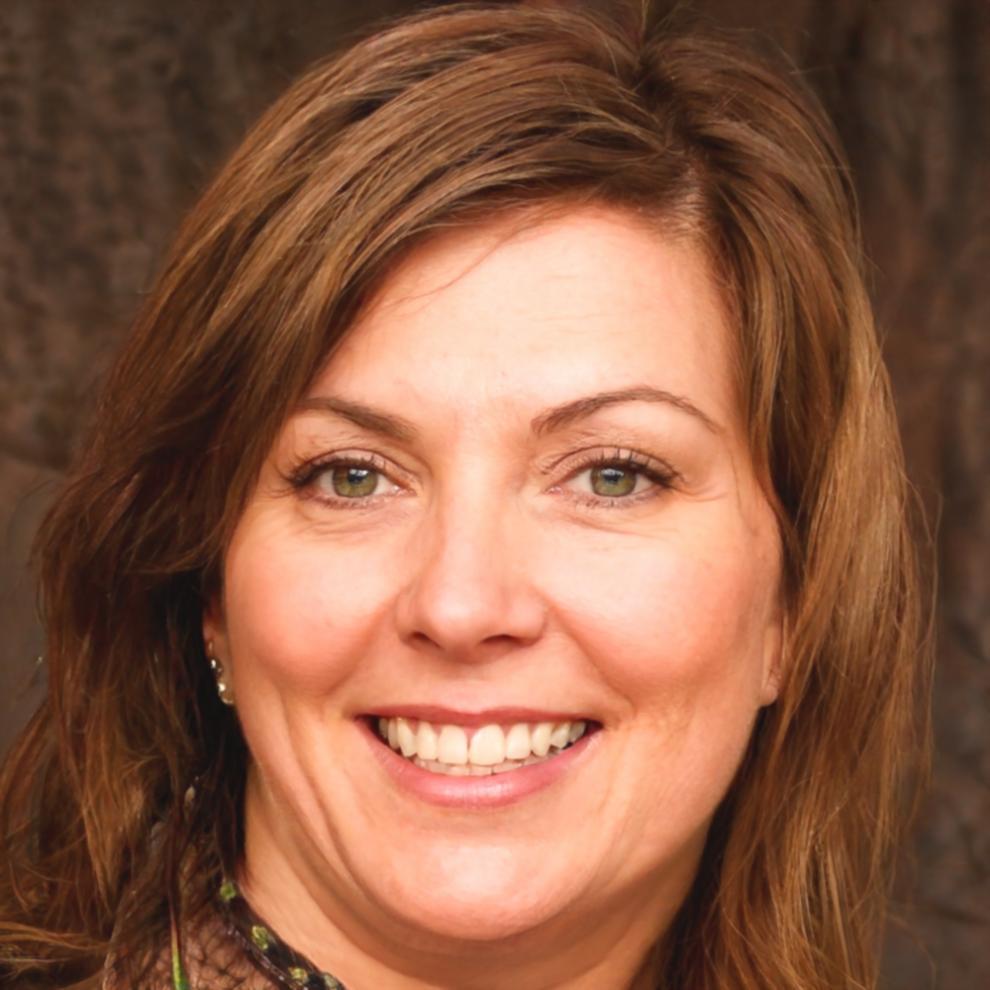 Lesley McKinnon, Program Coordinator
